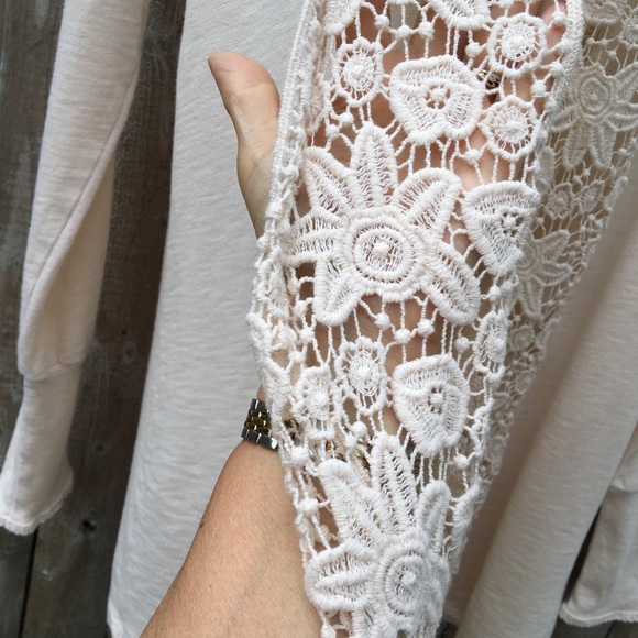 Lucky Brand Cream Cardigan W/Irish Crocheted Lace - Picture 6 of 11